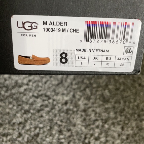 Men Ugg Slippers/ Shoe Size 8 - Picture 5 of 5